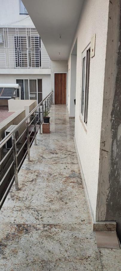 Rvr Abode -Private Rooms Bengaluru Zewnętrze zdjęcie