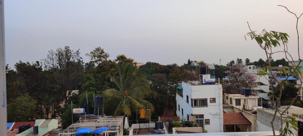 Rvr Abode -Private Rooms Bengaluru Zewnętrze zdjęcie