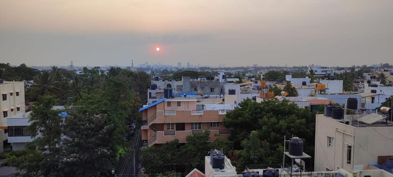 Rvr Abode -Private Rooms Bengaluru Zewnętrze zdjęcie