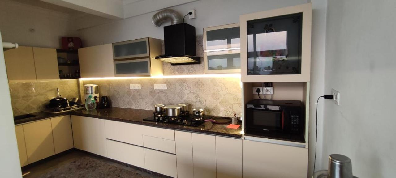 Rvr Abode -Private Rooms Bengaluru Zewnętrze zdjęcie