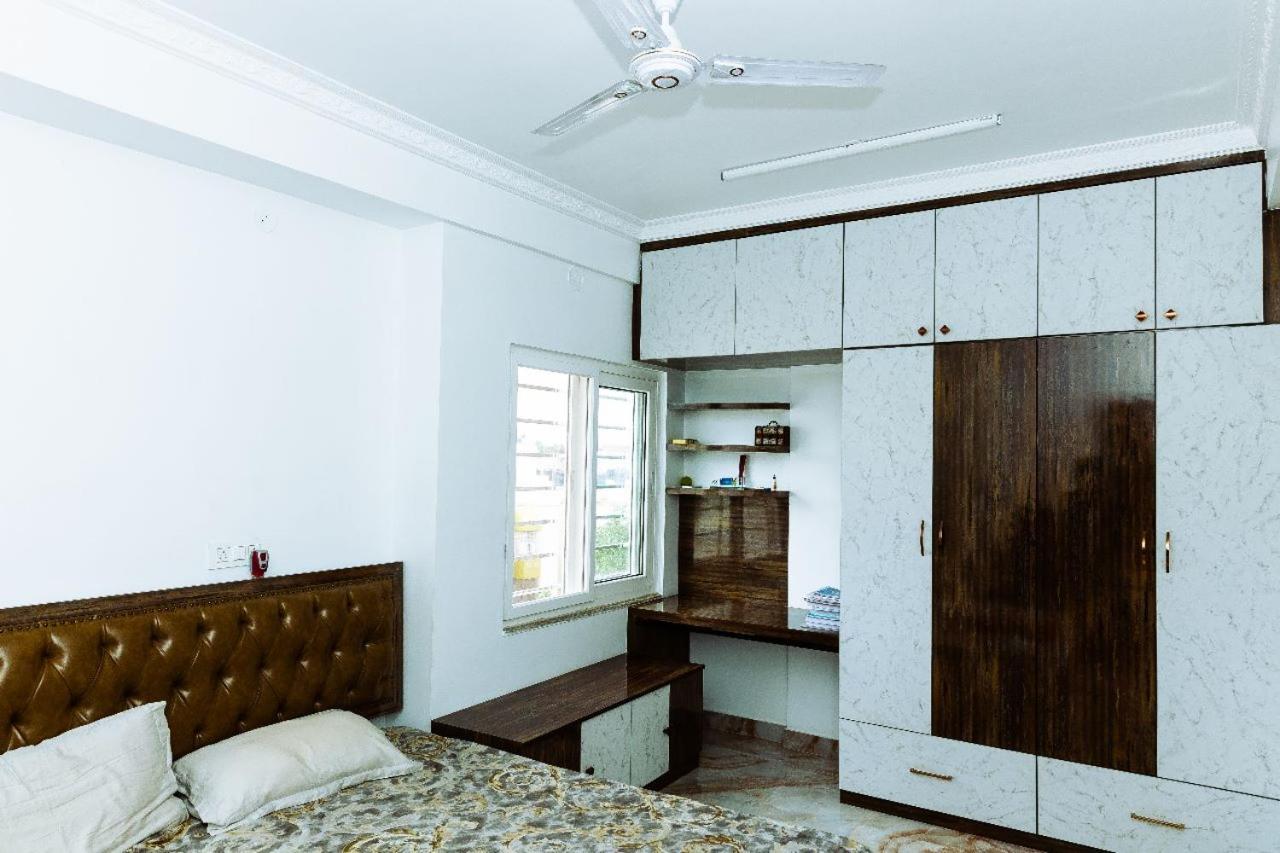 Rvr Abode -Private Rooms Bengaluru Zewnętrze zdjęcie