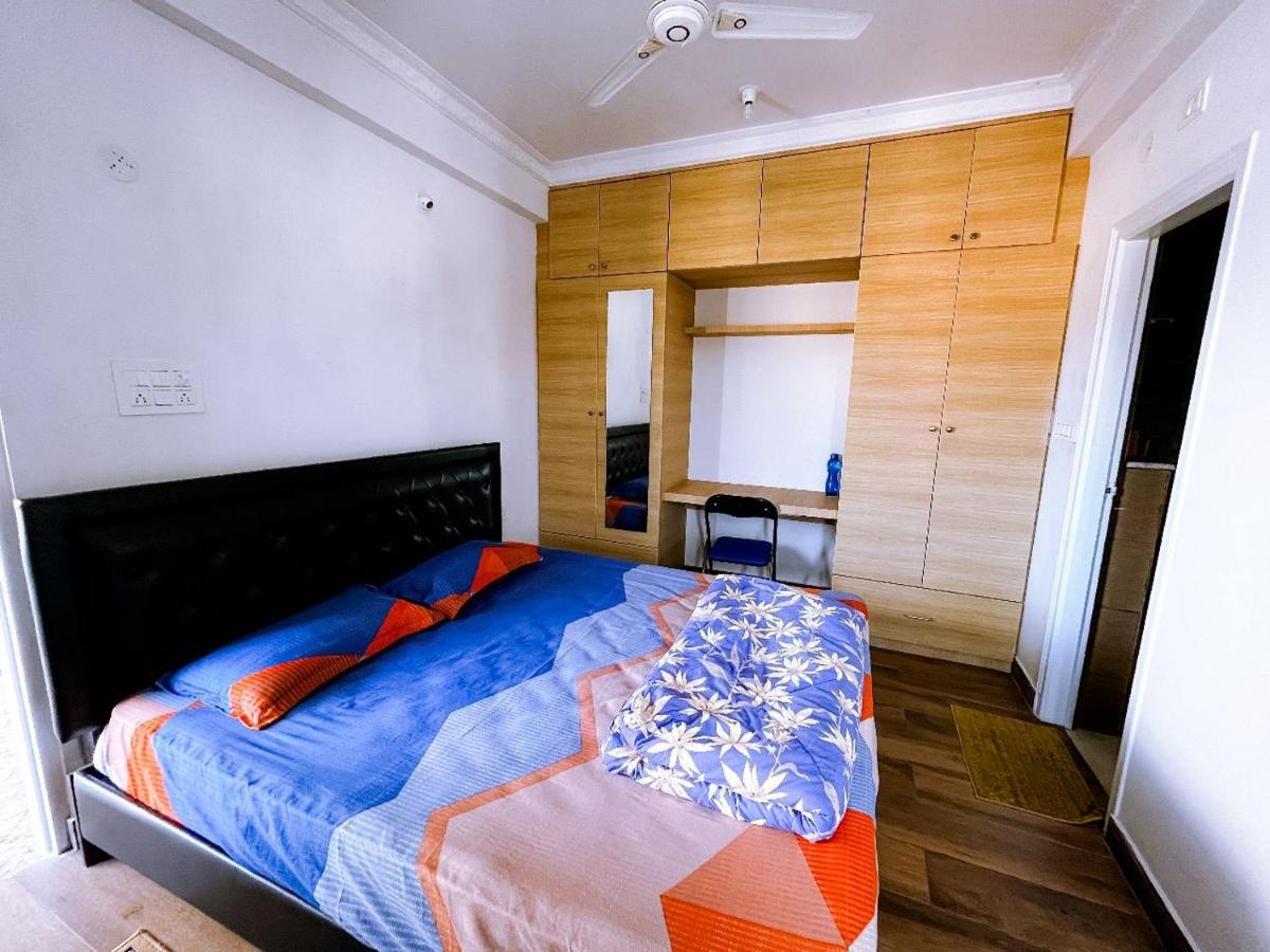 Rvr Abode -Private Rooms Bengaluru Zewnętrze zdjęcie